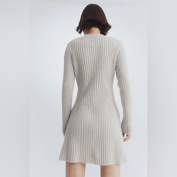 H&M Viral Sweater Dress - Picture 2 of 5